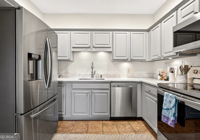 4th image of 2865 Lenox Rd Ne, Atlanta, GA 30324