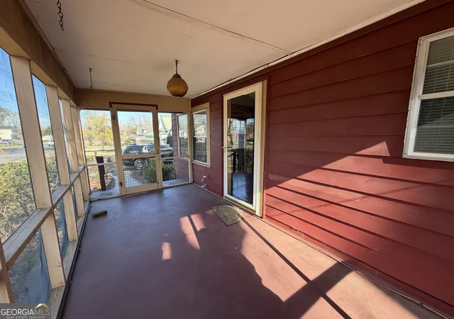 3rd image of 421 Cedar Ave Sw, Rome, GA 30161 | MLS# 10658294