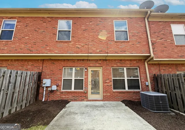 Photo 4 of Sale Pending at 1205 Mistyhaynes Wy, Grayson, GA 30017 | MLS# 10721188 | Listing updated on 2026-10-08