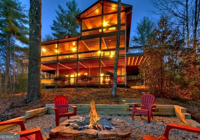 Photo 1 of Sale Pending at 98 Toccoa Overlook Dr, Blue Ridge, GA 30513 | MLS# 10765286 | Listing updated on 2026-09-10