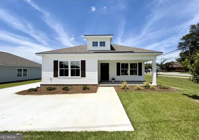 1st image of 2 Roundtree St, Statesboro, GA 30458 | MLS# 10811716