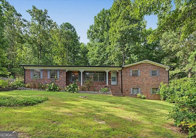 Photo 1 of Single family home for sale at 18 Albion Dr Sw, Rome, GA 30165 | MLS# 10821063 | Listing updated on 2026-09-18