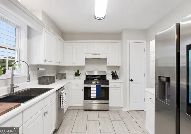Photo 4 of Sale Pending at 469 Teague Dr Nw, Kennesaw, GA 30152 | MLS# 10755830 | Listing updated on 2026-08-26