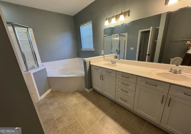 image of 1219 Gates Mill Dr NW, Kennesaw, GA 30144