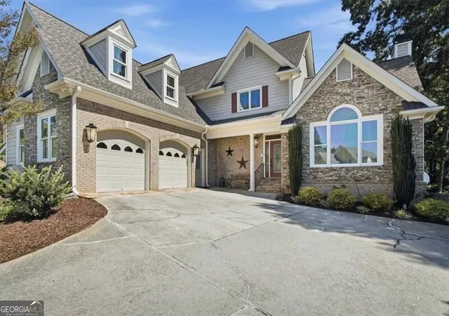 Photo 2 of Single family home for sale at 795 River Rush Dr, Sugar Hill, GA 30518 | MLS# 10833712 | Listing updated on 2026-09-13