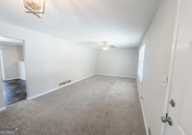 3rd image of 1 Logwood Ln, Newnan, GA 30265 | MLS# 10832388