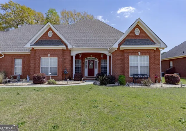 Homes for sale in Warner Robins, GA | 214 Knob Hill Dr, Warner Robins, GA 31088 | MLS# 10726140