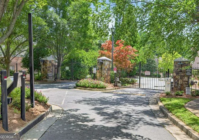 3rd image of 2294 Meadow'S End, Duluth, GA 30097 | MLS# 10825867