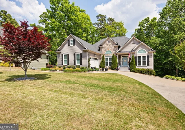 Photo 2 of Sale Pending at 1350 Chester Harris Dr N, Dallas, GA 30132 | MLS# 10754351 | Listing updated on 2026-06-29