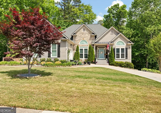 Photo 3 of Sale Pending at 1350 Chester Harris Dr N, Dallas, GA 30132 | MLS# 10754351 | Listing updated on 2026-06-29