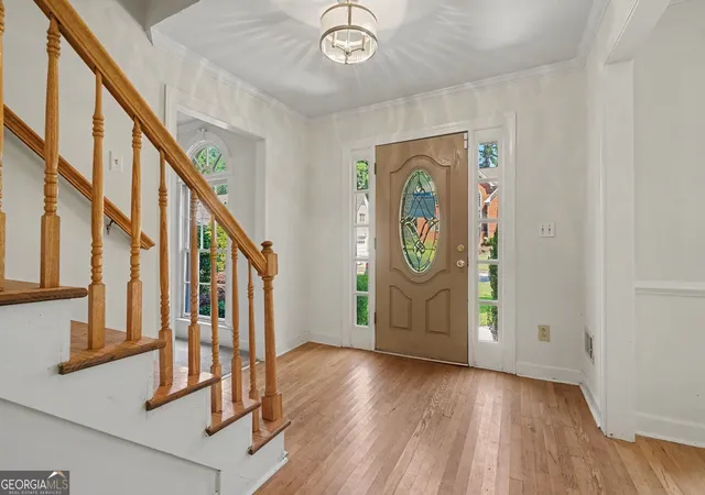 Photo 3 of Single family home for sale at 6317 Southland Forest Dr, Stone Mountain, GA 30087 | MLS# 10833938 | Listing updated on 2026-09-18
