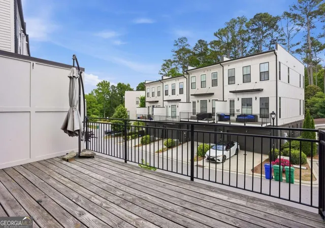 5th image of 846 Constellation Dr, Decatur, GA 30033 | MLS# 10759577