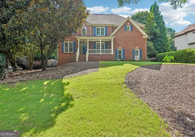 1st image of 42 Lakecrest Cir, Suwanee, GA 30024 | MLS# 10803832