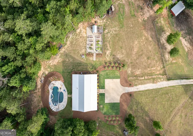 3rd image of 325 Scuffleboro Road, Eatonton, GA 31024 | MLS# 10807971