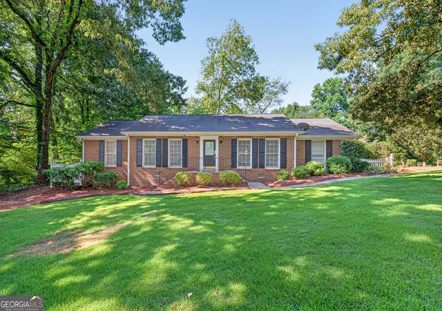 Photo 1 of Single family home for sale at 3705 Arrowhead Pl, Gainesville, GA 30506 | MLS# 10787946 | Listing updated on 2026-08-31