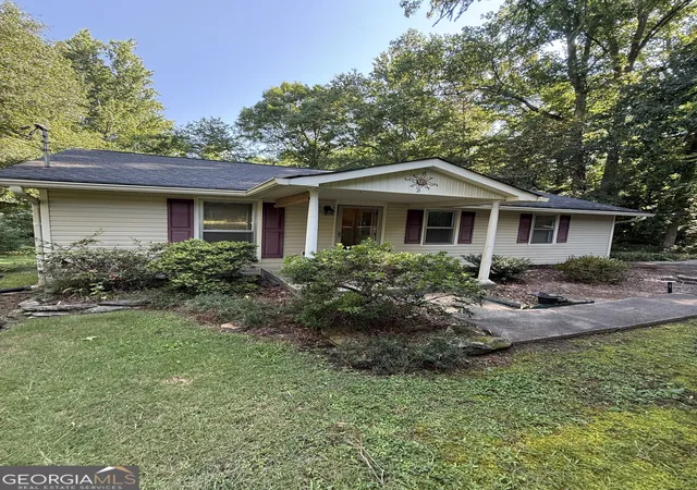 Homes for sale in Carrollton, GA | 100 Walker Woods Dr, Carrollton, GA 30116 | MLS# 10798966