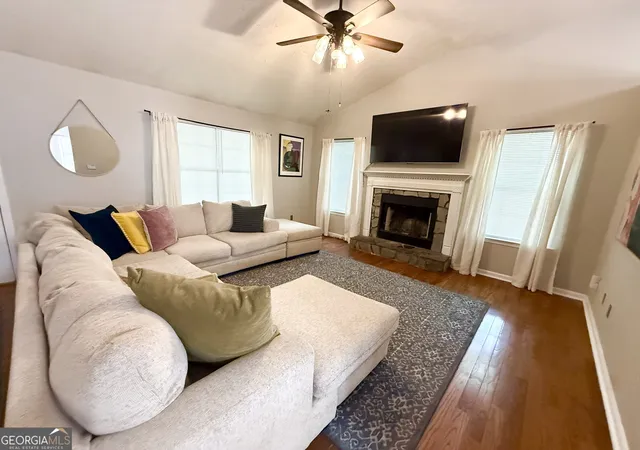 Photo 4 of Sale Pending at 177 Country Mill Ln, Stockbridge, GA 30281 | MLS# 10803972 | Listing updated on 2026-09-19