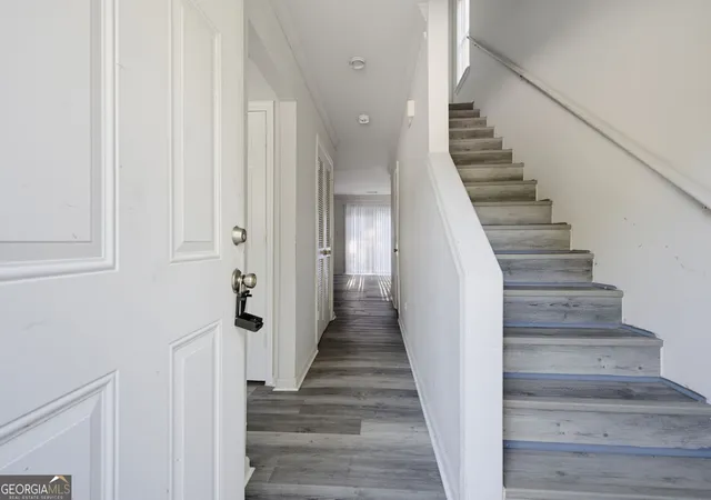 Photo 3 of Townhouse for sale at 3202 Kingswood Pl, Decatur, GA 30034 | MLS# 10829467 | Listing updated on 2026-09-07