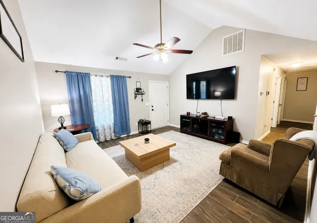 Photo 3 of Single family home for sale at 7235 Hummingbird Ln, Winston, GA 30187 | MLS# 10756611 | Listing updated on 2026-06-13