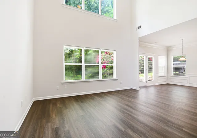 Photo 2 of Single family home for sale at 224 Brookhaven Ct, Acworth, GA 30102 | MLS# 10814401 | Listing updated on 2026-09-13