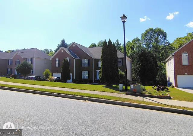 Photo 3 of Single family home for sale at 635 Paper Crk Dr, Lawrenceville, GA 30046 | MLS# 10806059 | Listing updated on 2026-07-29