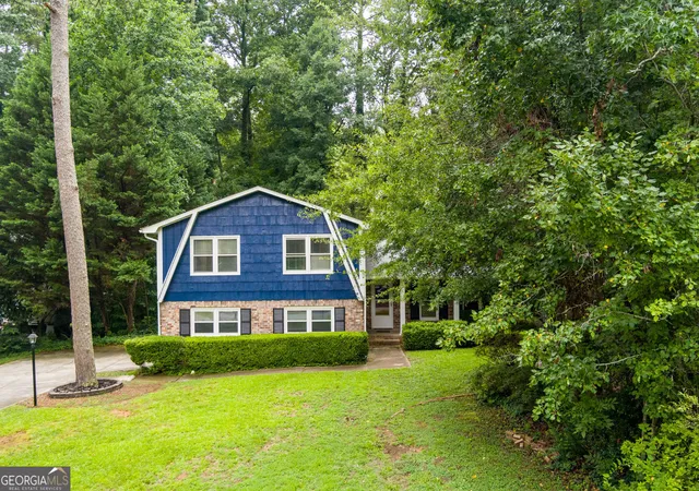 Photo 1 of Single family home for sale at 245 Pinetree Dr, Marietta, GA 30068 | MLS# 10805698 | Listing updated on 2026-09-09