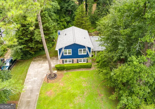 Photo 4 of Single family home for sale at 245 Pinetree Dr, Marietta, GA 30068 | MLS# 10805698 | Listing updated on 2026-09-09
