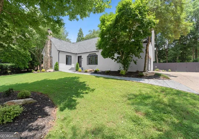 Photo 1 of Single family home for sale at 4562 Columns Dr, Marietta, GA 30067 | MLS# 10787087 | Listing updated on 2026-09-21