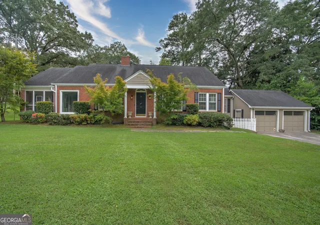 Photo 2 of Sale Pending at 19 Berckman Ln Sw, Rome, GA 30165 | MLS# 10787671 | Listing updated on 2026-07-27