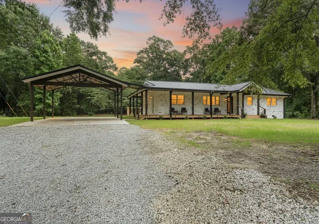 Homes for sale in Barnesville, GA | 1132 Hwy 341 S, Barnesville, GA 30204 | MLS# 10776326