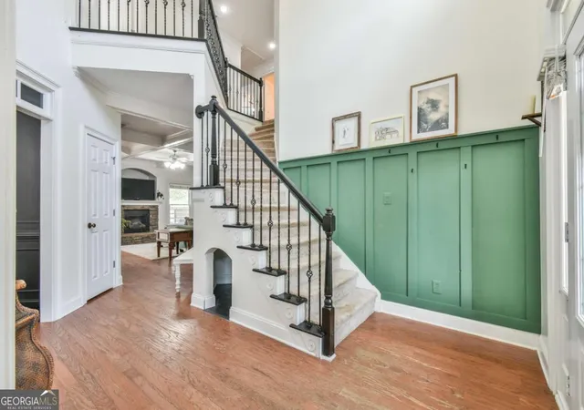 Photo 2 of Single family home for sale at 802 Autumn Meadow Dr, Loganville, GA 30052 | MLS# 10825773 | Listing updated on 2026-09-11