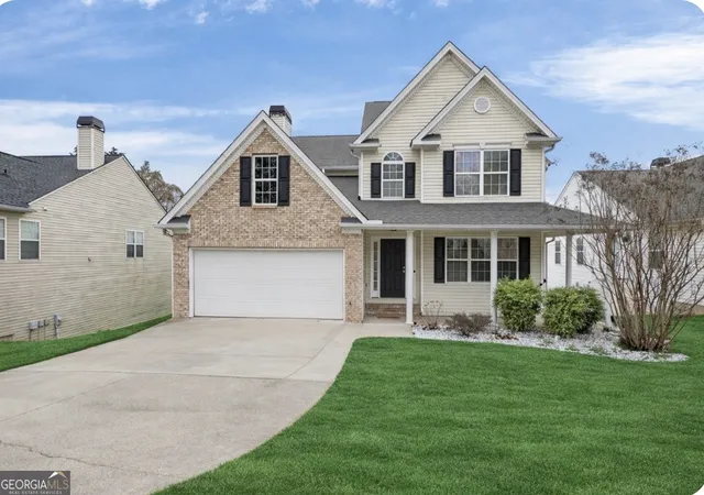 Photo 2 of Single family home for sale at 310 Berkley Dr, Villa Rica, GA 30180 | MLS# 10806527 | Listing updated on 2026-09-15