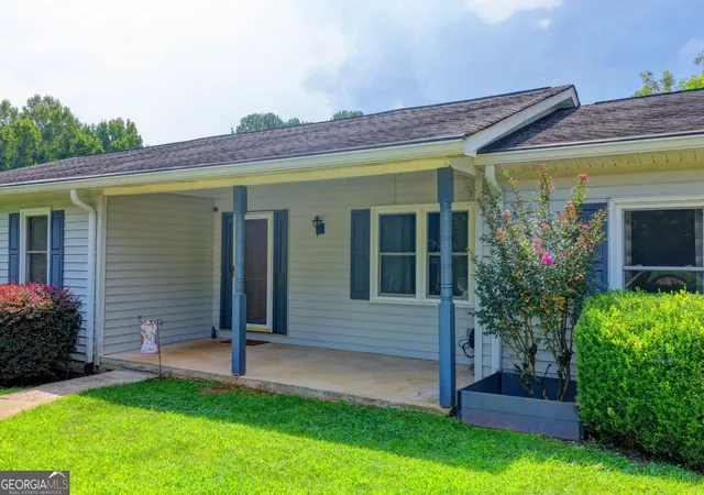 Photo 2 of Single family home for sale at 4410 Meadow Trl, Cumming, GA 30028 | MLS# 10822253 | Listing updated on 2026-09-13