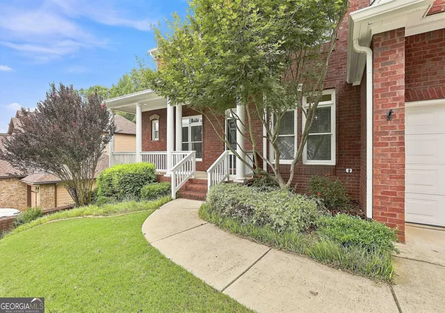 Photo 4 of Single family home for sale at 247 Highwoods Pkwy, Newnan, GA 30265 | MLS# 10825176 | Listing updated on 2026-10-16