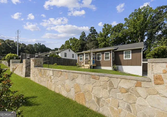 1st image of 198 Joe Louis Dr Nw, Atlanta, GA 30314 | MLS# 10768369