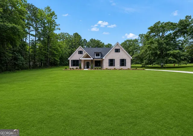 Photo 2 of Single family home for sale at 203 Mckneely Rd, Milner, GA 30257 | MLS# 10836138 | Listing updated on 2026-10-08