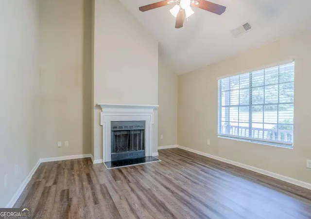 Photo 4 of Sale Pending at 3822 Conley Downs Ln, Decatur, GA 30034 | MLS# 10740021 | Listing updated on 2026-08-17