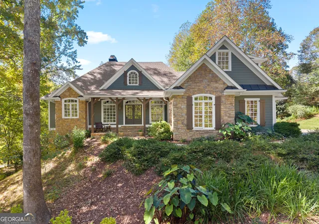 Photo 1 of Single family home for sale at 31 Lakotah Ln, Dahlonega, GA 30533 | MLS# 10879534 | Listing updated on 2026-10-29