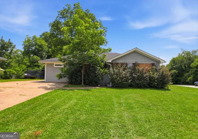 Photo 3 of Single family home for sale at 1416 Columbia Dr, Decatur, GA 30032 | MLS# 10788085 | Listing updated on 2026-09-15