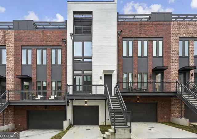 Photo 1 of Townhouse for sale at 1261 Chelsea Cir Nw, Atlanta, GA 30318 | MLS# 10708595 | Listing updated on 2026-09-09