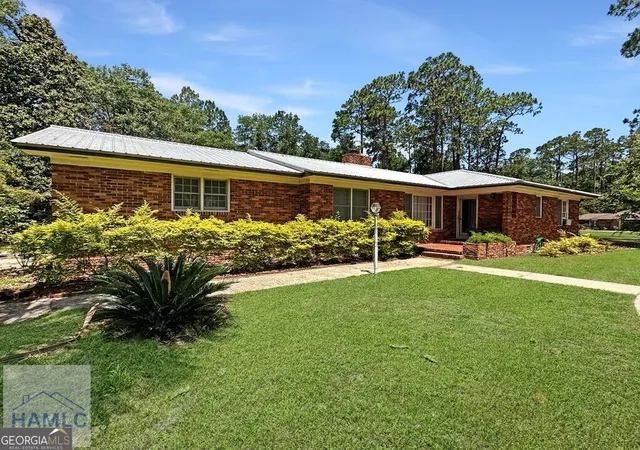 2nd image of 164 Conway Dr, Jesup, GA 31545 | MLS# 10782926
