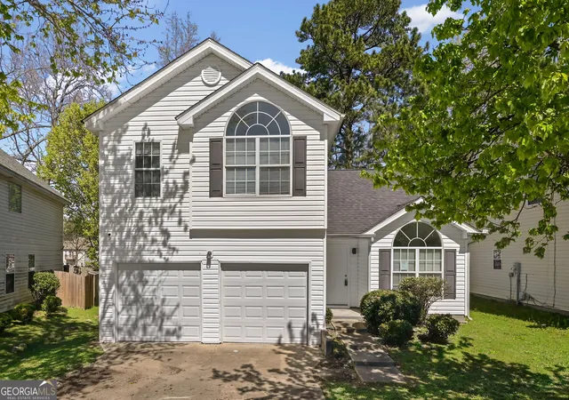 Photo 1 of Single family home for sale at 2816 Two Lakes Cir, South Fulton, GA 30349 | MLS# 10808879 | Listing updated on 2026-10-24