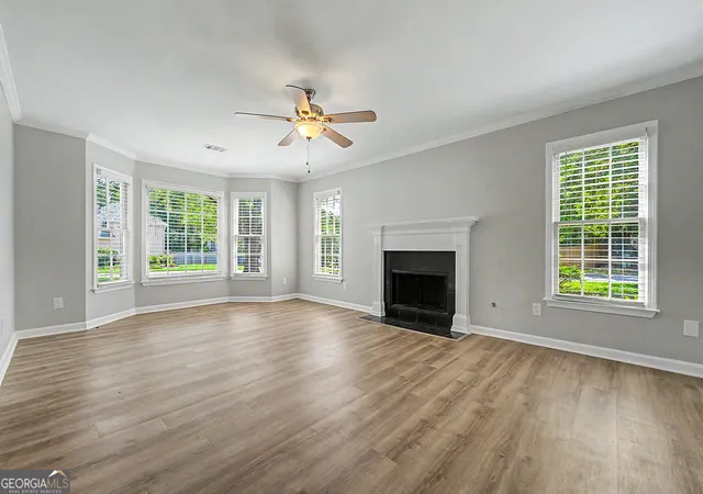 Photo 3 of Single family home for sale at 566 Parliament St, Marietta, GA 30066 | MLS# 10803563 | Listing updated on 2026-09-10