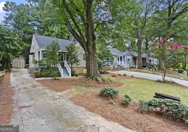 Photo 4 of Single family home for sale at 1053 Faith Avenue Avenue Se, Atlanta, GA 30316 | MLS# 10824985 | Listing updated on 2026-10-04