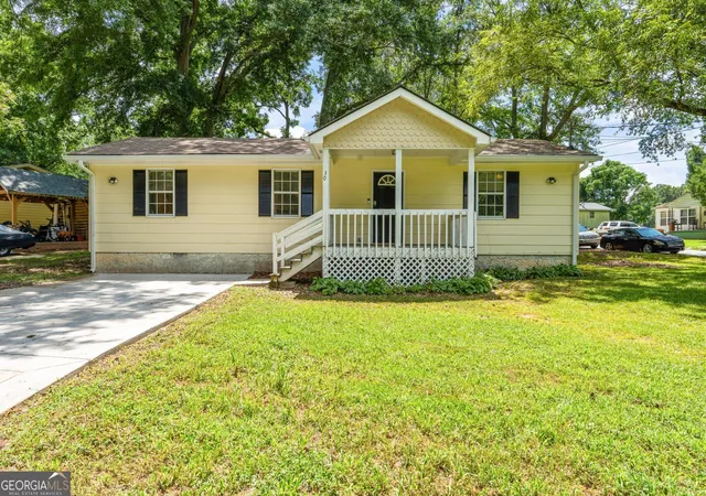 1st image of 30 Tuxedo Ave, Newnan, GA 30263 | MLS# 10811047