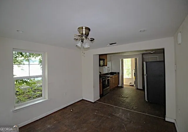 Photo 3 of Sale Pending at 2026 Eppinger St, Savannah, GA 31415 | MLS# 10828488 | Listing updated on 2026-09-16