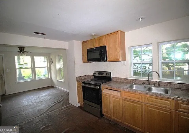 Photo 4 of Sale Pending at 2026 Eppinger St, Savannah, GA 31415 | MLS# 10828488 | Listing updated on 2026-09-16