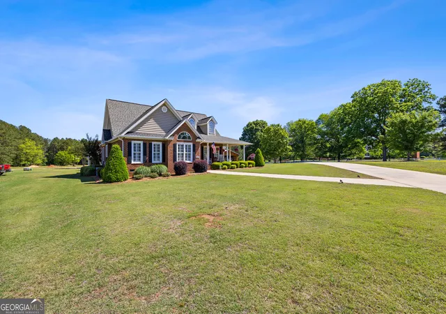 Homes for sale in Thomaston, GA | 1350 Woodland Road, Thomaston, GA 30286 | MLS# 10758798