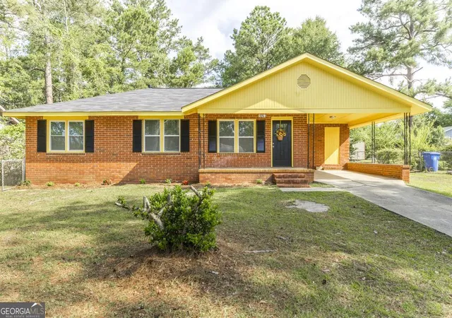 1st image of 701 Magnolia Dr, Dublin, GA 31021 | MLS# 10798481