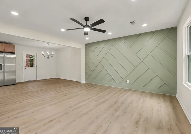 5th image of 5055 S Woodbridge Trl, Stone Mountain, GA 30088 | MLS# 10821862